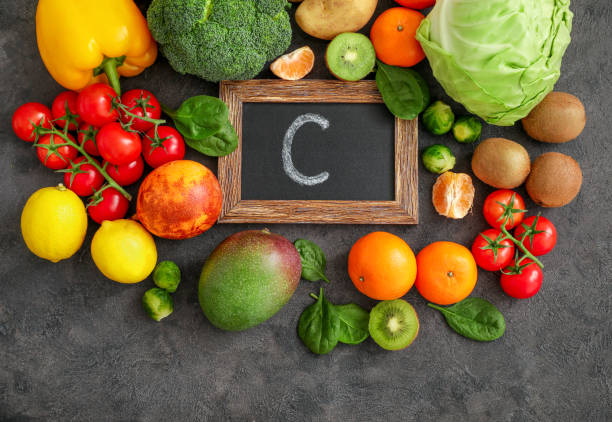 variedad de fuentes de vitamina c alta - vegetable vitamin a tomato vitamin c fotografías e imágenes de stock