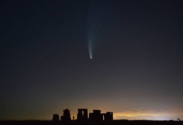 kometa neowise - stonehenge ancient civilization religion archaeology zdjęcia i obrazy z banku zdjęć