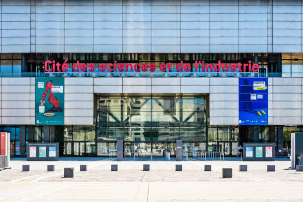 Entrance of the Cite des Sciences et de l'Industrie science museum in Paris, France. Paris, France - June 22, 2020: Front view of the entrance and sign of the Cite des Sciences et de l'Industrie, the largest science museum in Europe, located in the Parc de la Villette. industrie stock pictures, royalty-free photos & images