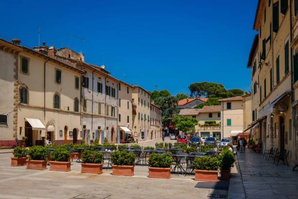 istock Town square in Cetona, Tuscany, Italy 1256845763