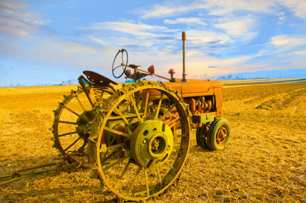 istock Old Farm All Tractor-Tipton County Indiana 1256860524
