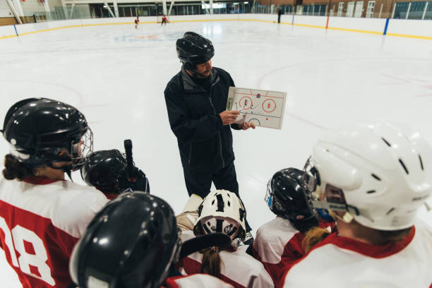 여자 아이스하키 팀 시범경기 - womens ice hockey 뉴스 사진 이미지