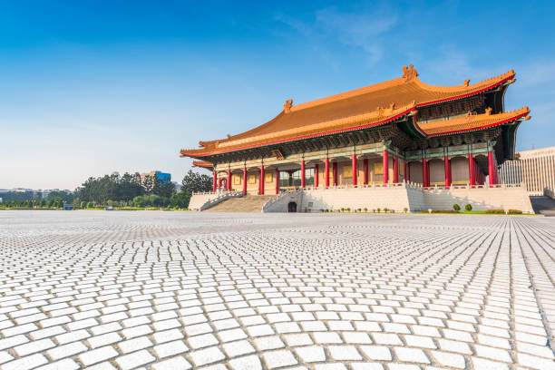 chiang kai-shek memorial hall - national chiang kai shek memorial hall foto e immagini stock