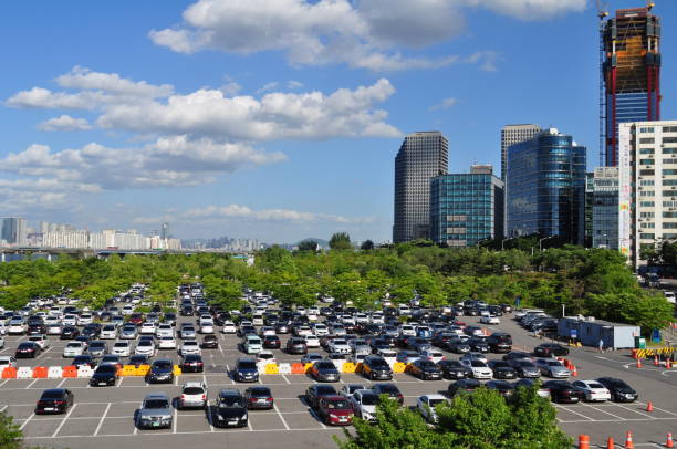 Yeouido Hangang Park Public Parking Lot overlooking Seogang Bridge. It is written in Korean as \