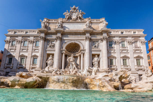 istock The Trevi Fountain 1257050575