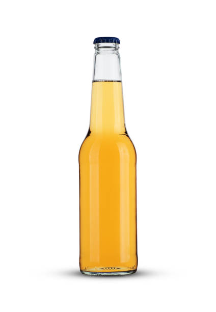 ビールの小さなフルボトル - ビール瓶 ストックフォトと画像