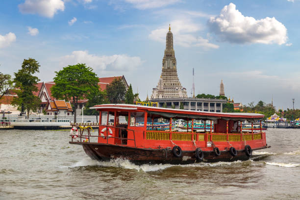 istock Wat Arun Temple in Bangkok 1257112716