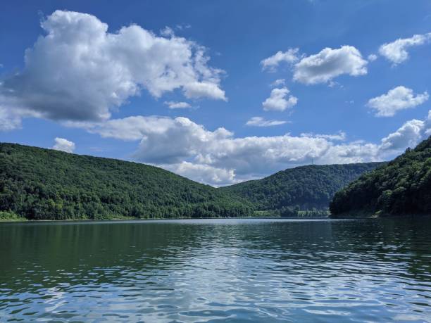 istock Pennsylvania Rolling Mountains from a Body of Water 1257116566