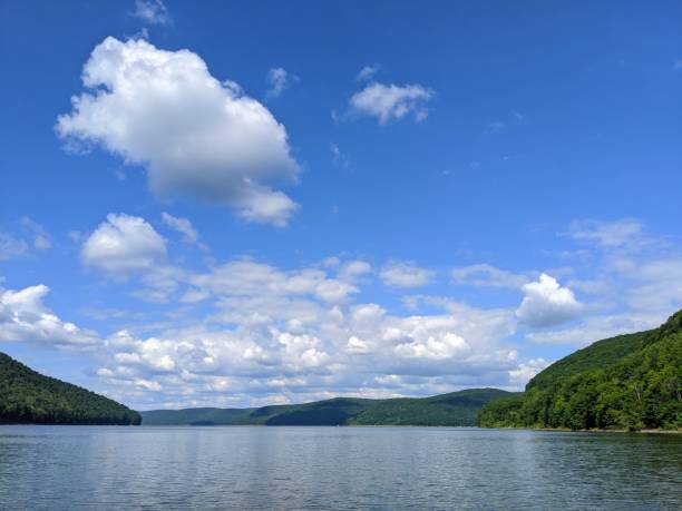 istock Pennsylvania Rolling Mountains from a Body of Water 1257116572