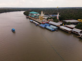 ariel-ansicht-des-bang-prakong-river-der