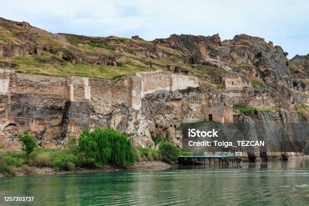 Rumkale Castle At Halfeti Of The Birecik Dam Urfa Turkey Stock Photo - Download Image Now