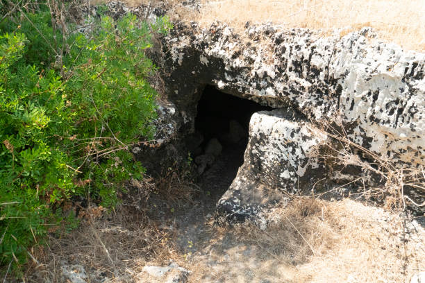 istock Vendicari Byzantine necropolis ancient tombs in Sicily 1257205821