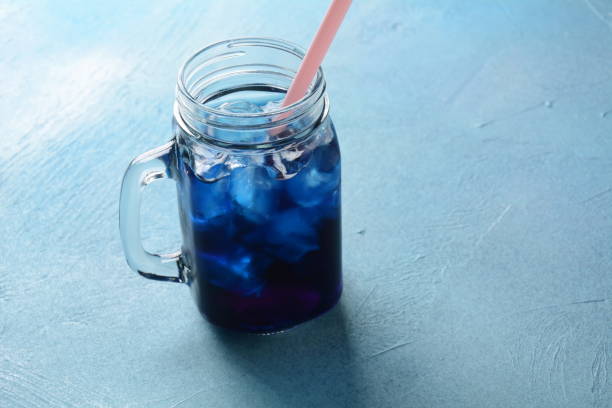 istock Iced butterfly pea latte. 1257222957