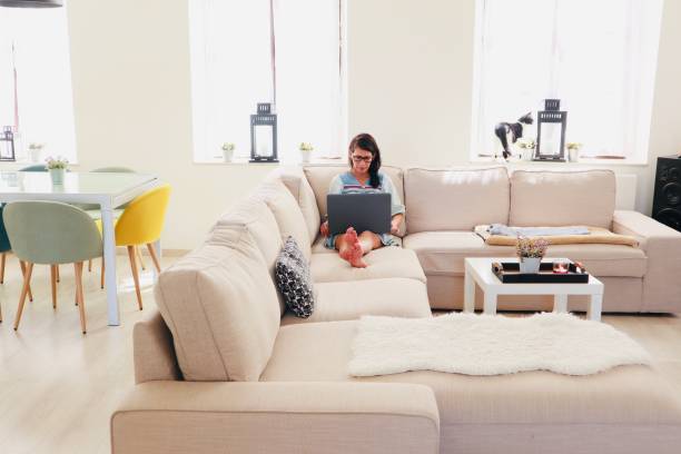 istock Relaxing in the living room 1257224962