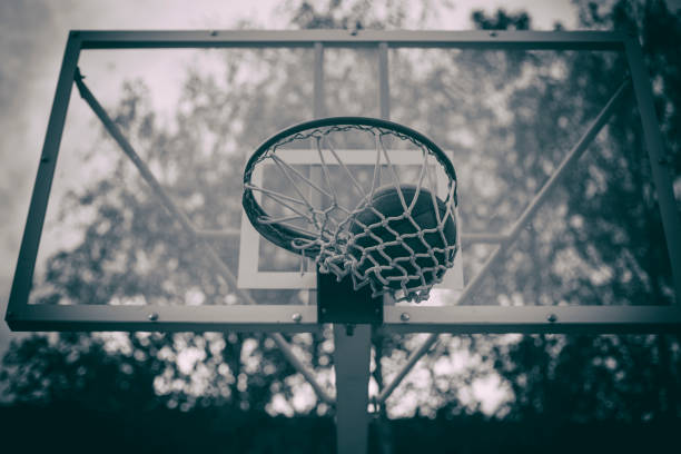 objectif - basketball business basketball hoop slam dunk photos et images de collection