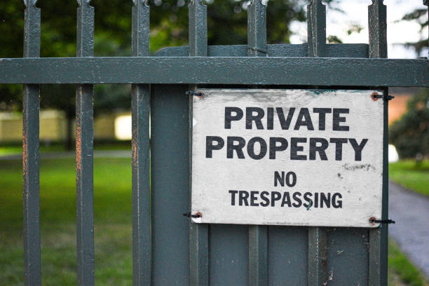 istock Private parking street sign 1257317446