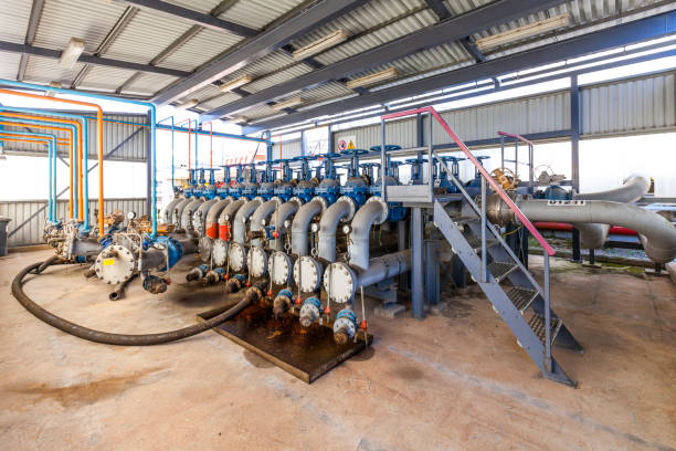 istock Liquid Bulk port petroleum and gasoline terminals, pipeline operations, distributes petroleum products 1257396410
