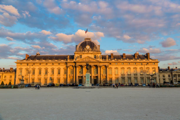 Ecole Militaire - Military School in Paris Ecole Militaire - The Military School in Paris in a beautiful sunset ecole stock pictures, royalty-free photos & images