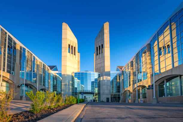 universidad grant macewan edmonton alberta canadá - ewan fotografías e imágenes de stock