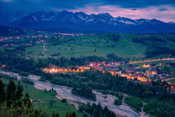 istock Bialka Tatrzanska seen from Czarna Gora 1257480888