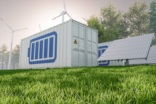 solarpanel, windkraftanlagen und li-ionen-batteriecontainer mit blauem himmel hintergrund.  energiespeichersystem. - windenergie fotos stock-fotos und bilder