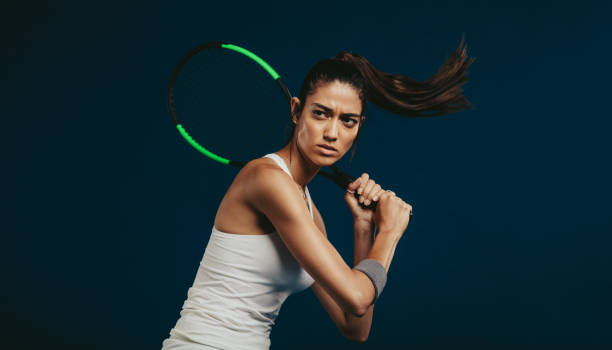 tennisprofi in aktion - racket sport stock-fotos und bilder