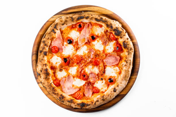 istock Italian oven pizza with tomatoes and ham 1257646337