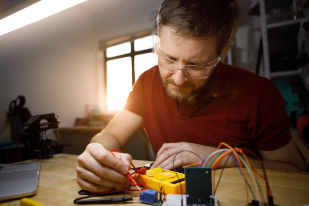 Arduino Circuit Stock Photos, Pictures & Royalty-Free Images - iStock