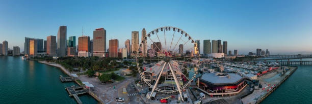 istock Downtown early sunrise Volume 8 1257683417