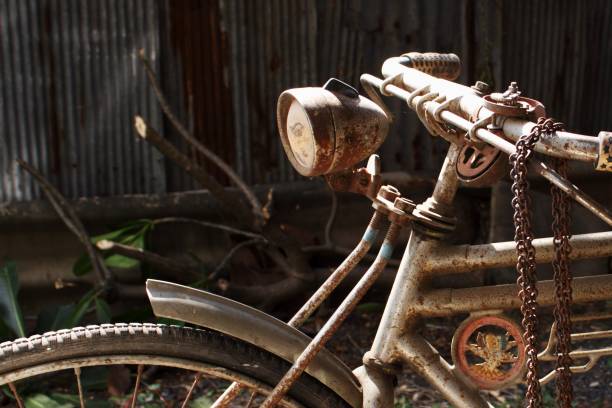 istock An antique tricycle headlight 1257690095