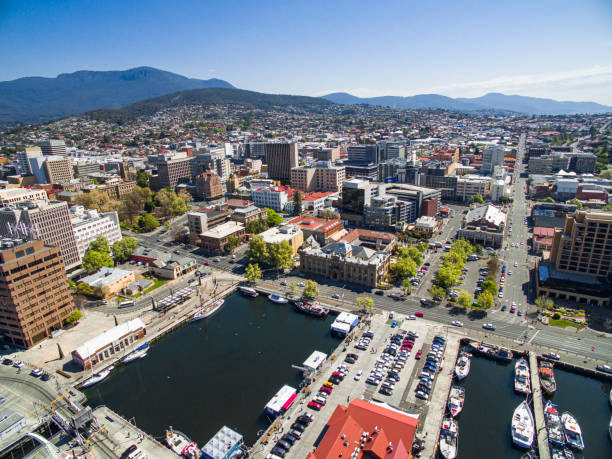 istock Hobart CBD in summer 1257707289