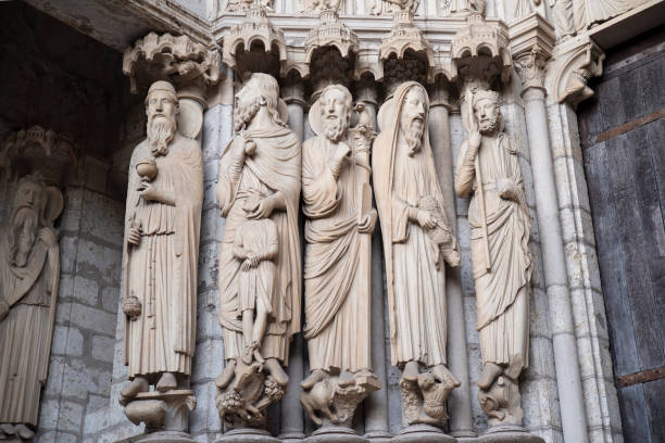 istock Statues of Chartres Cathedral 1257818025