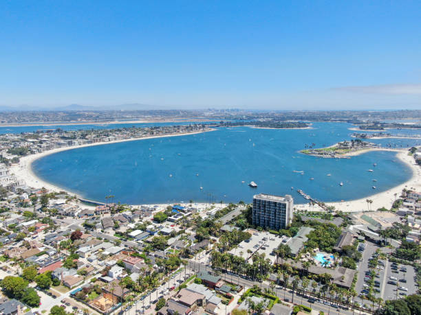 aerial view of mission bay in san diego.california - san diego california san diego bay fun bay imagens e fotografias de stock