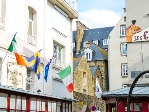 In June 2013, tourists were having a diner in a restaurant of Saint-Malo in Brittany in France