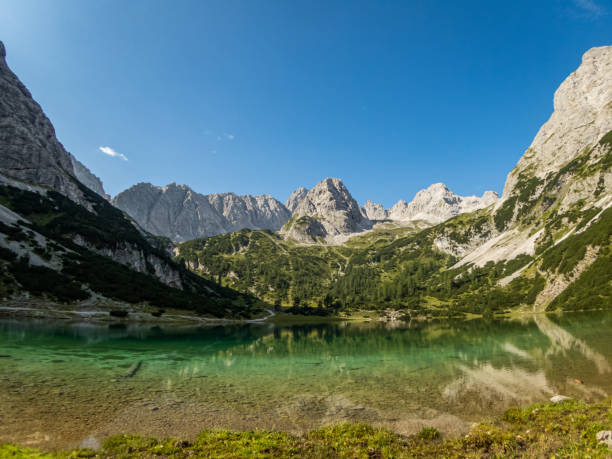 Seebensee and Drachensee near Ehrwald in Tyrol Fantastic hike to Seebensee and Drachensee in the Mieminger Mountains near Ehrwald in Tyrol ehrwald stock pictures, royalty-free photos & images