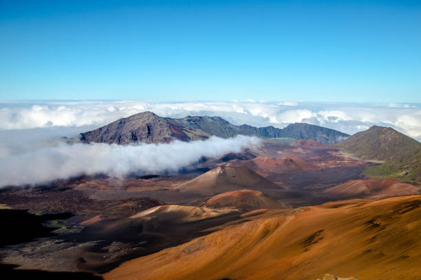 red hill, haleakala - haleakala national park imagens e fotografias de stock