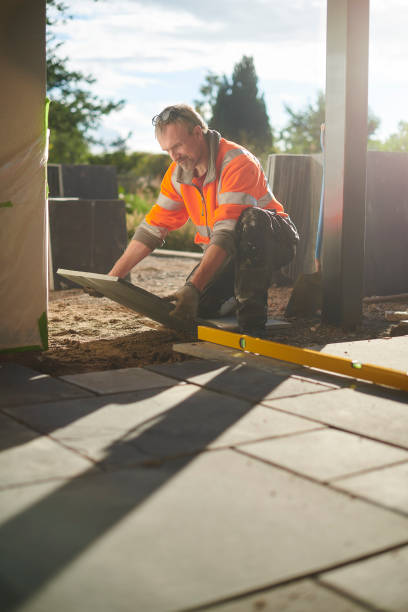 istock laying a patio in slate 1257917399