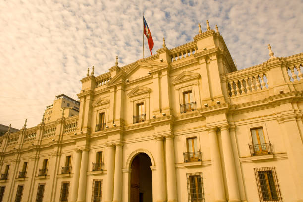 istock Palacio de la Moneda in Santiago de Chile 1257949352