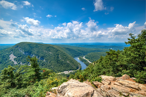 View of the Delaware Water Gap from the overlook near the summit of Mount Tammany.  The Delaware Water Gap is a water gap on the border of the of New Jersey and Pennsylvania where the Delaware River cuts through a large ridge of the Appalachian Mountains.