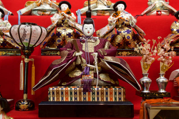 tradicional boneca hina decorada em março no japão. - collection doll toy rag doll - fotografias e filmes do acervo