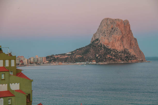 istock The Red Muralle by Ricardo Bofill 1258035669