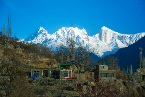 istock spring season in Pakistan 1258077343
