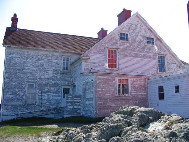 istock Weathered lighthouse building in Twillingate Newfoundland 2005 1258098670