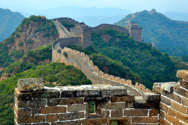 istock Jinshangling section of the great wall 1258103109