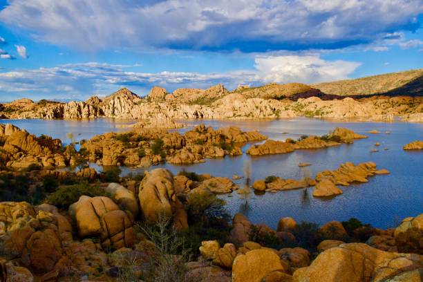 istock Watson Lake Park At Sunset 1258139198
