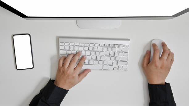 Using Mouse Top View 1,200+ Hand Holding Mouse Top View Stock Photos, Pictures & Royalty ...