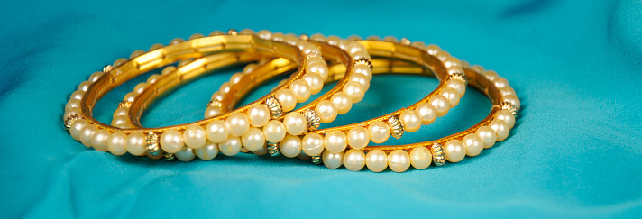 Indian  Pearl (moti) bangles