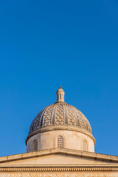 типичный вид в лондоне - steeple spire national landmark famous place стоковые фото и изображения