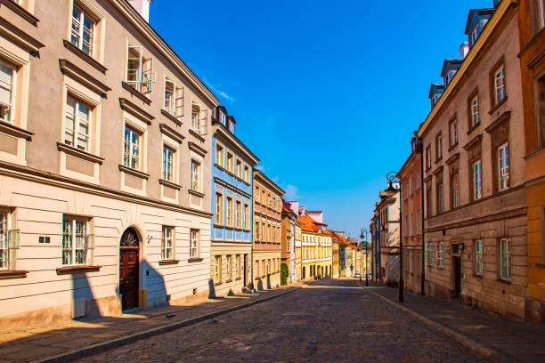 istock Warsaw center streer 1258161941