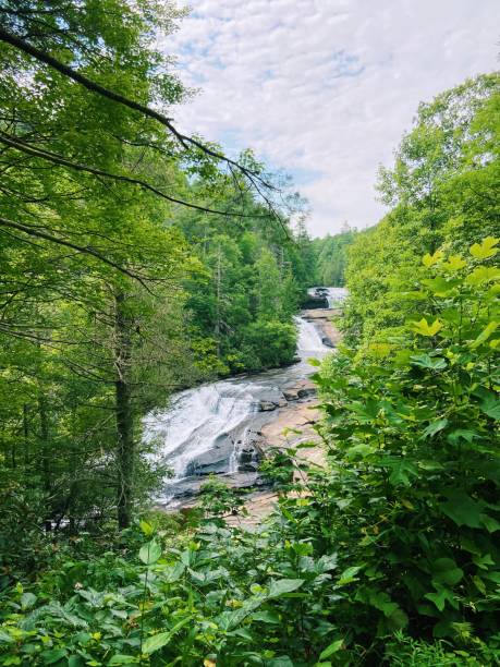 тройной водопад - triple falls стоковые фото и изображения